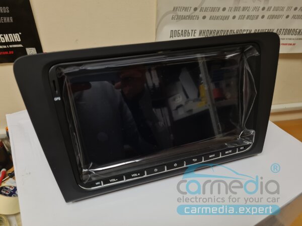 Skoda Rapid 2014+ (с переходной рамкой) CARMEDIA YR-9122-RPD-S9-DSP-4G Android 8.1 Штатное головное мультимедийное устройство