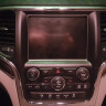 Jeep Grand Cherokee черная CARMEDIA ZF-1217B Tesla-Style Штатное головное мультимедийное устройство