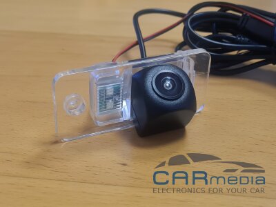 AUDI A3/A4(2001-2007)/A6/A6 AVANT/A6 ALLROAD/A8/Q5/Q7 (с одним саморезом) CarMedia ZF-7032H-1080P25HZ Цветная штатная камера заднего вида AHD1080P25HZ-CVBS для автомобилей в планку над номером