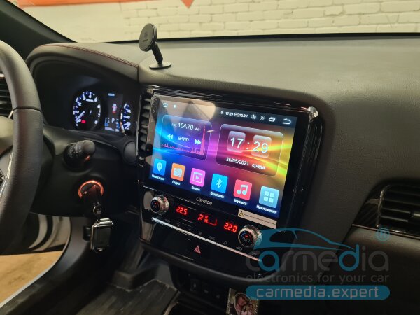 Mitsubishi Outlander с 2020г.в. по настоящее время (в новых моделях поддерживает заводскую камеру и круговой обзор) CARMEDIA OL-1573-P6-10 DSP Android 10 Штатное головное мультимедийное устройство