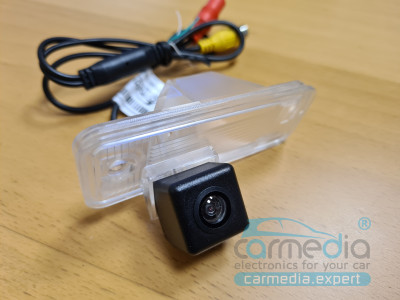 Hyundai Creta (с 2015 г.в. по н.в.), Santa Fe (с 2012 г.в. по 2019 г.в.) CarMedia CM-7246KB CCD-sensor Night Vision (ночная съёмка) с линиями разметки (Линза-Стекло) Цветная штатная камера вместо плафона подсветки номера